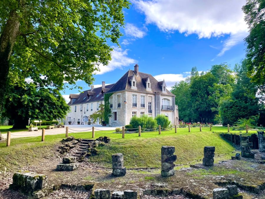 Photo_Abbaye_Royale_Notre_Dame_de_Cercanceaux Photo_Abbaye_Royale_Notre_Dame_de_Cercanceaux